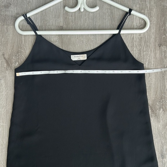 Aritzia Babaton Classic Black Camisole tank size xxs - Picture 4 of 4
